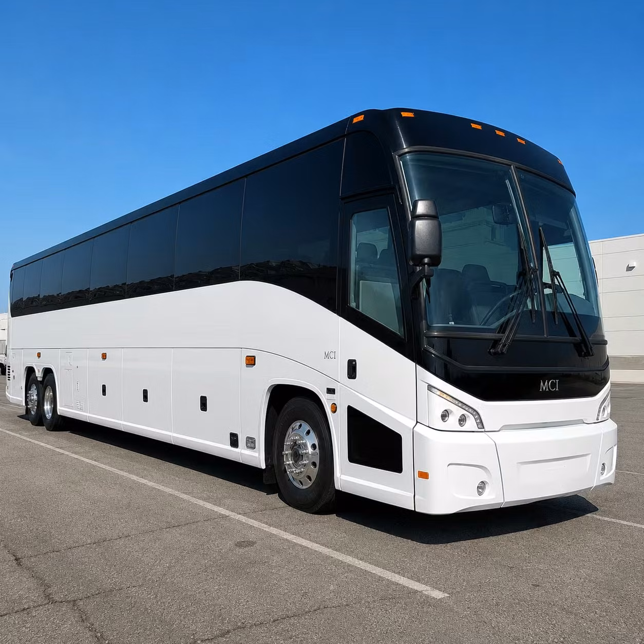 charter bus rentals for large groups heading to concerts across hampton roads