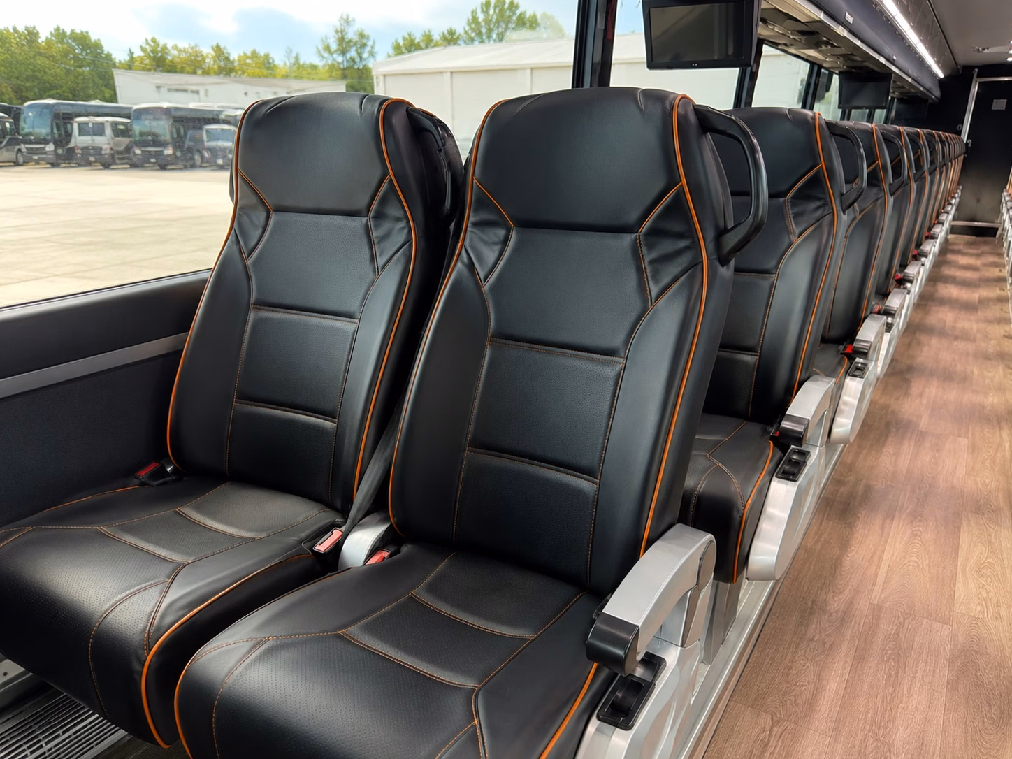 charter bus rentals for william mary and hampton university game days