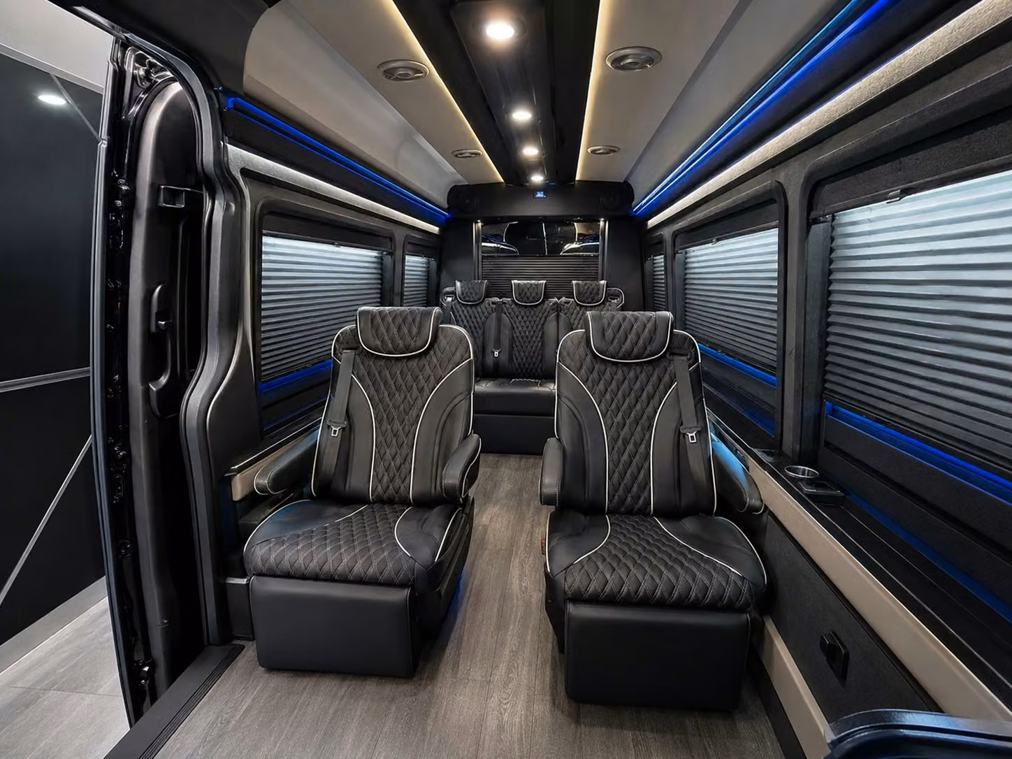 group airport shuttles for hotels resorts and event venues near newport news