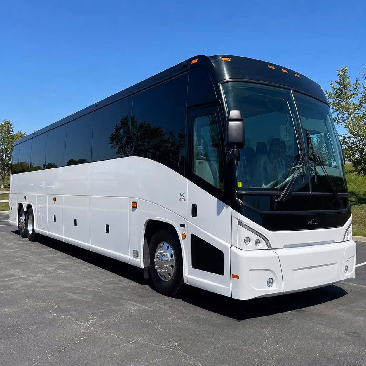 shuttle your group to newport news williamsburg international airport without the hassle